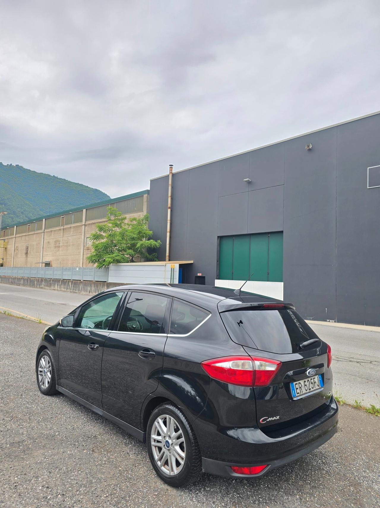 Ford C-Max Titanium