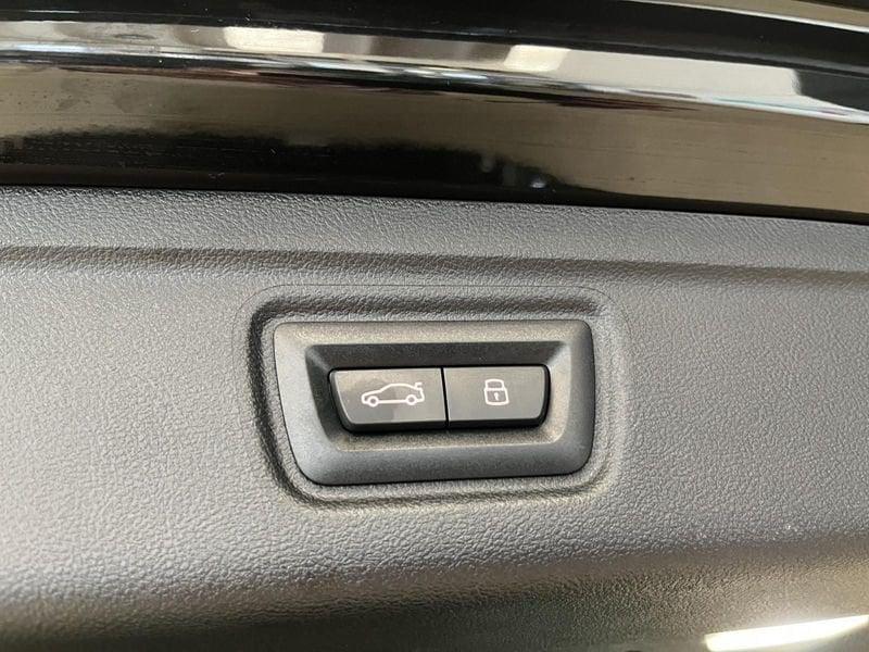 BMW Serie 3 320d Touring mhev 48V MSport auto