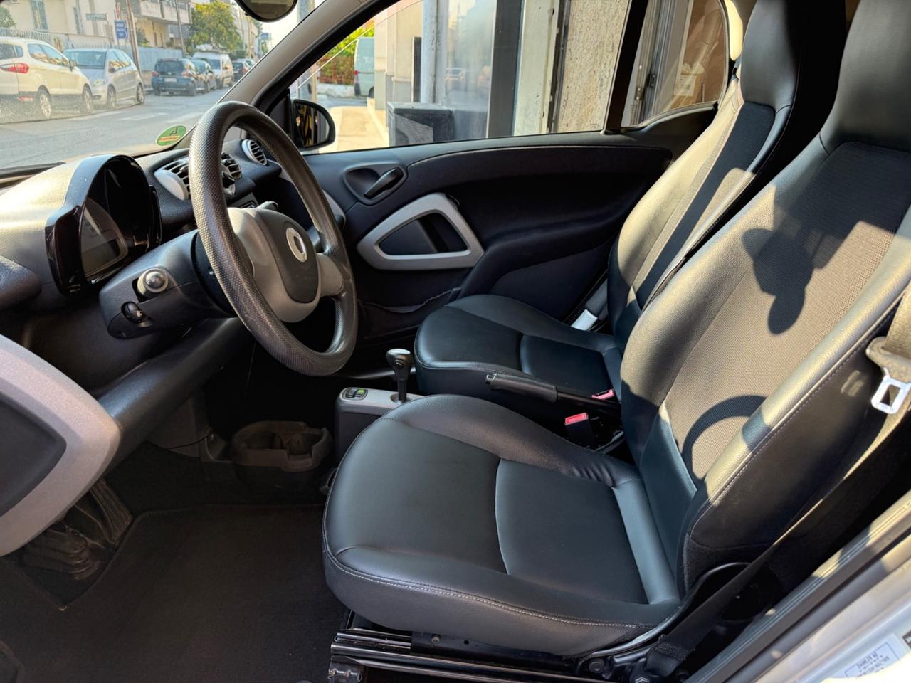 Smart ForTwo 1000 45 kW MHD coupé pure