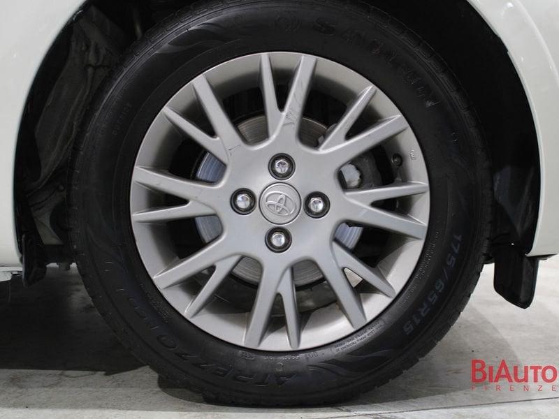 Toyota iQ iQ 1.0 CVT Trend