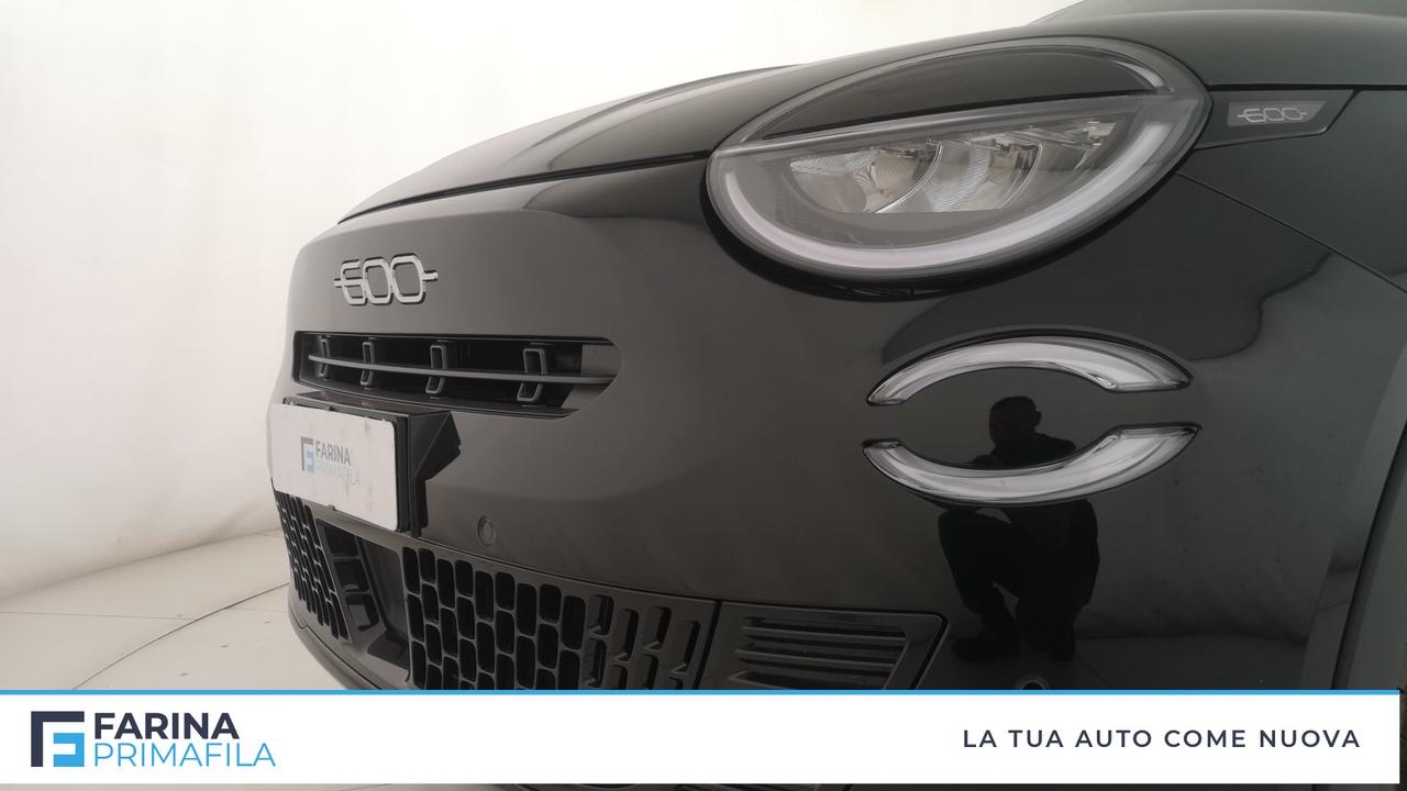 FIAT 600 Hybrid 600 Serie SpecialeIcon - Configurazione Non Ordinabile