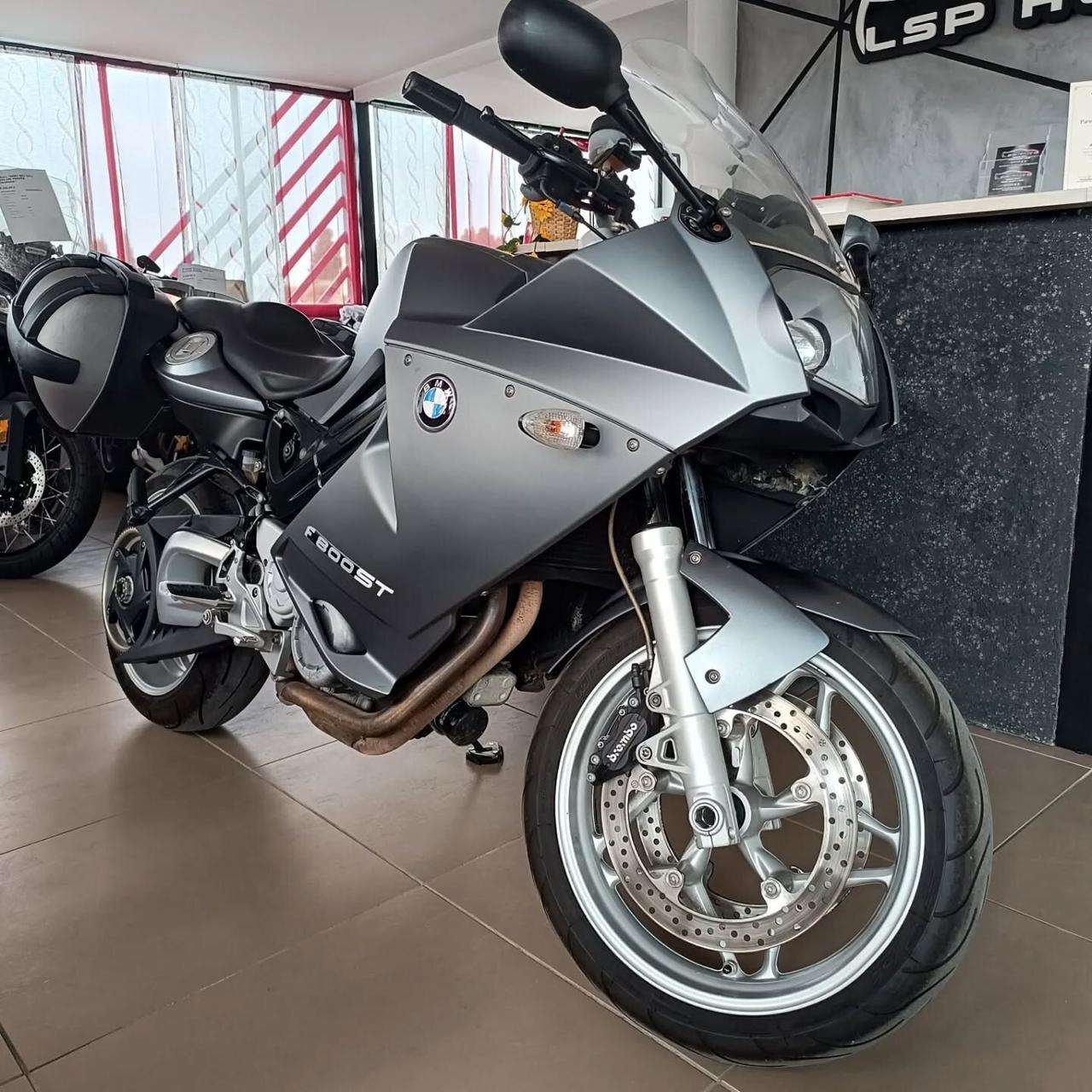 Bmw F 800 ST SOLI 2.990€