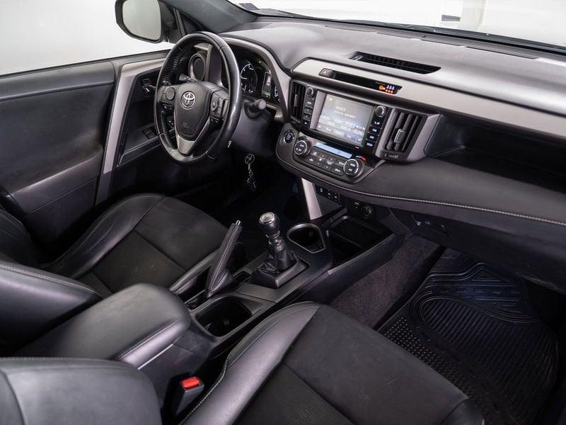 Toyota RAV4 2.0 D-4D 143cv MT Style 2WD