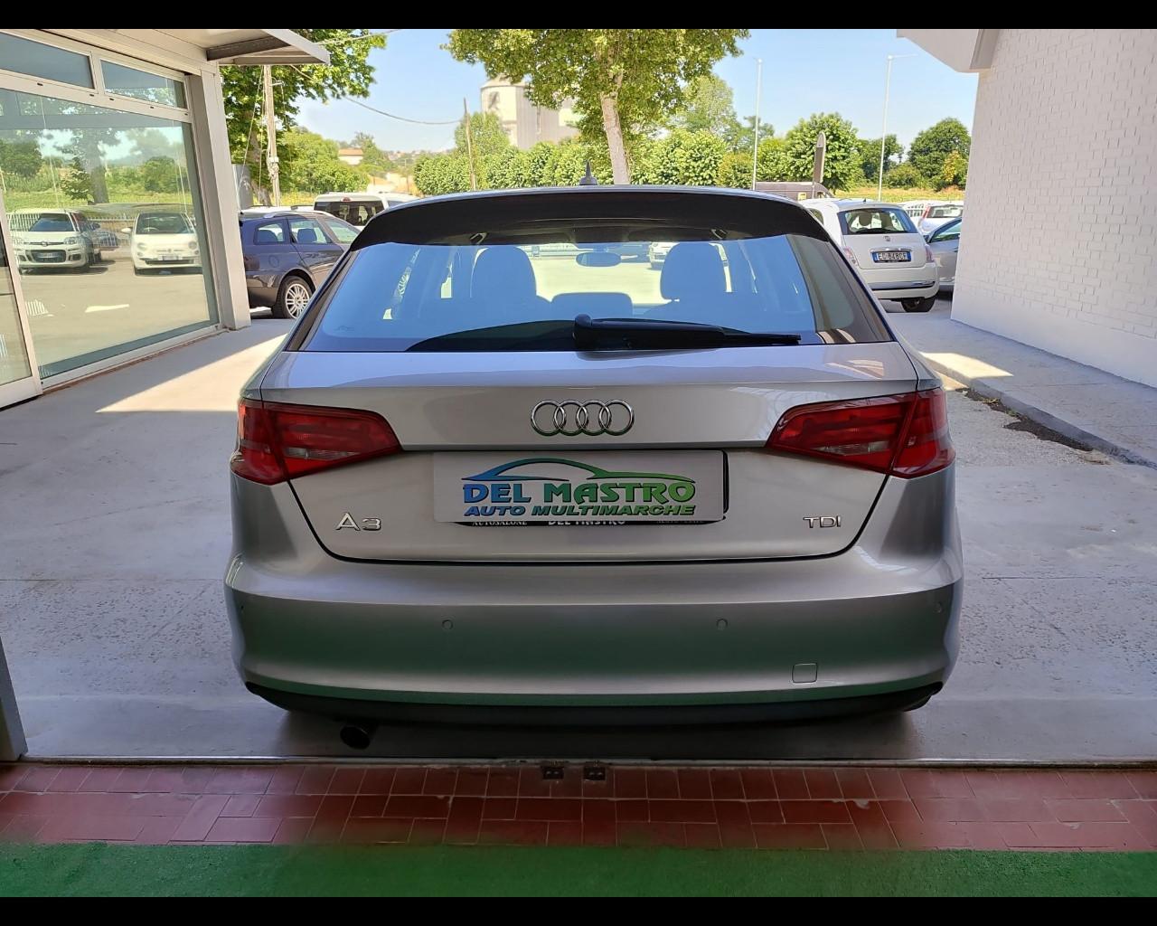 AUDI A3 SPB 1.6 TDI clean diesel Attraction
