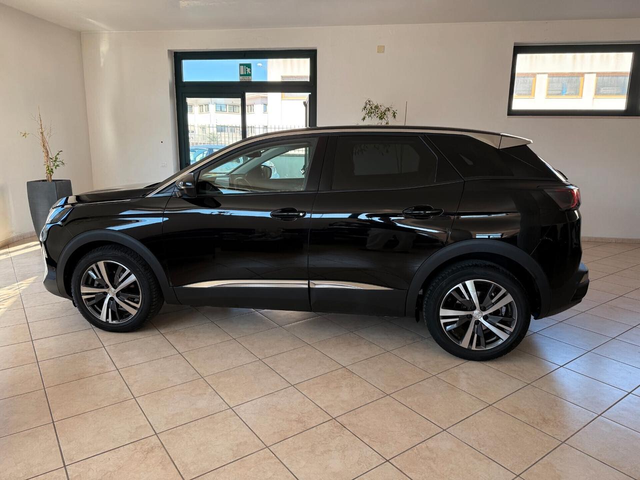 Peugeot 3008 BlueHDi 130 S&S EAT8 Allure Pelle RetroCam Full