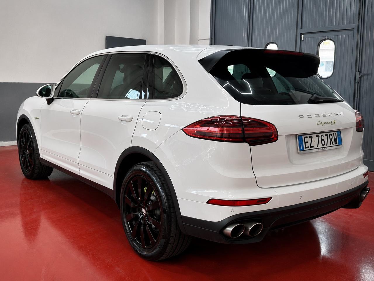 Porsche Cayenne 3.0 S E-Hybrid