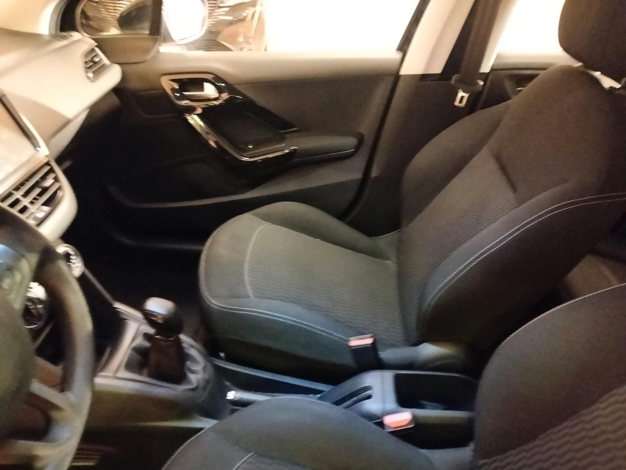 Peugeot 208 BlueHDi 100 S&S 5 porte Active