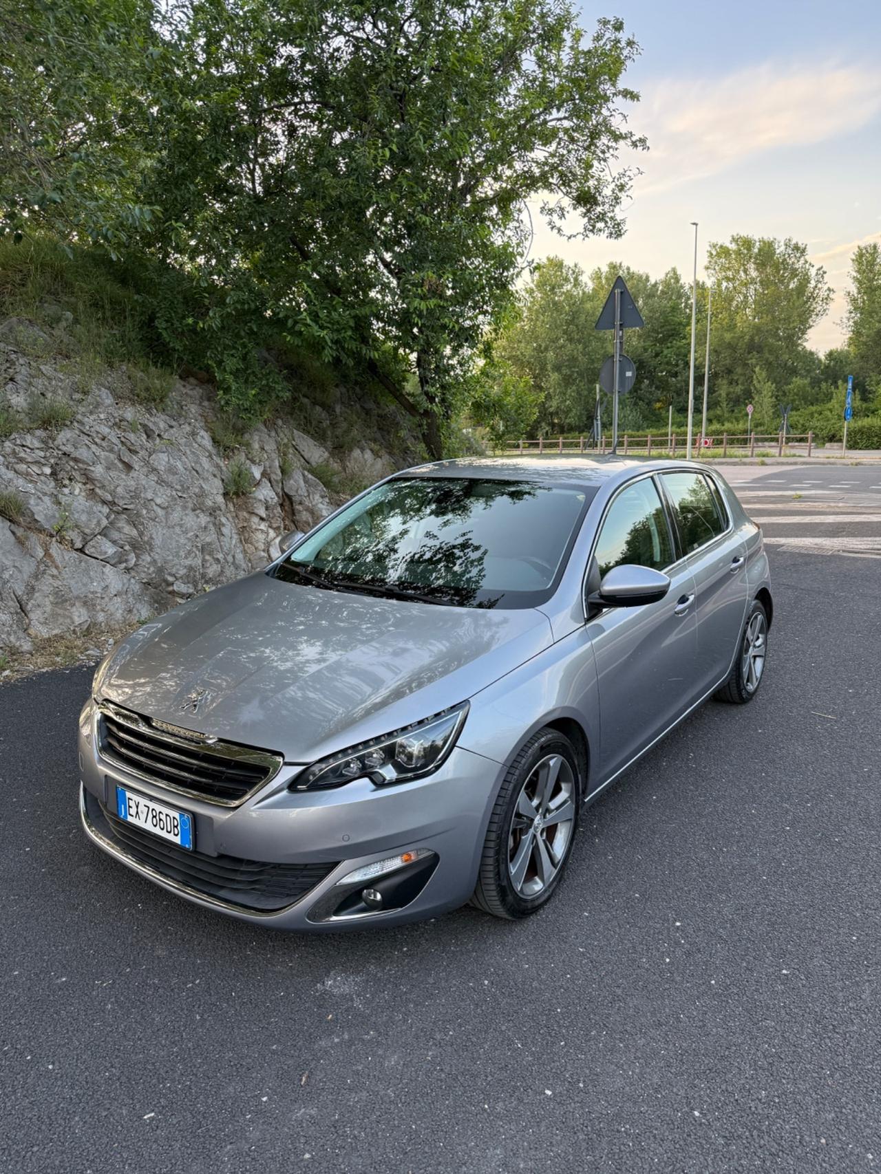 Peugeot 308 PureTech Turbo 130 S&S Allure