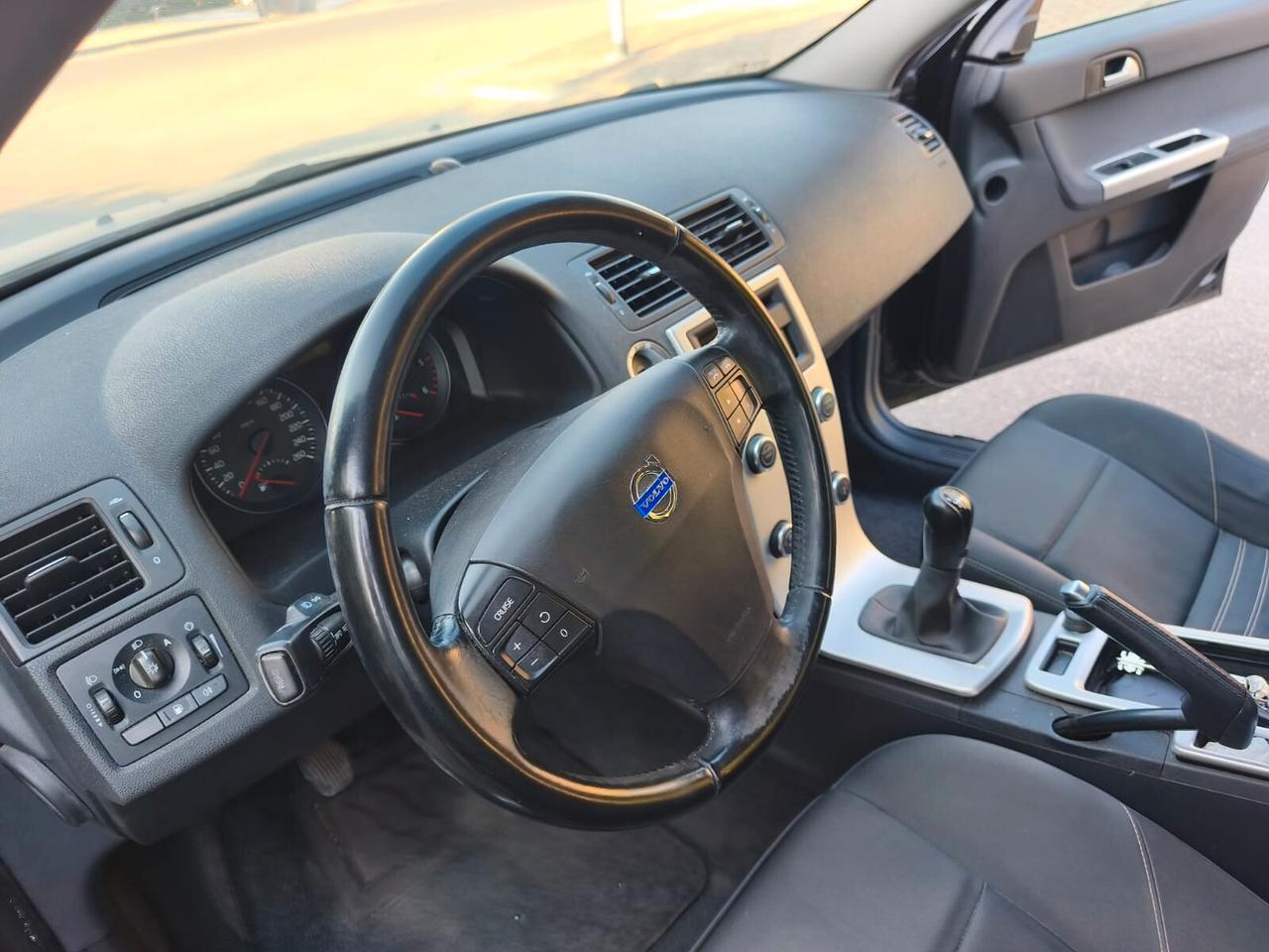 Volvo V50 SW 2011----1.6 Diesel