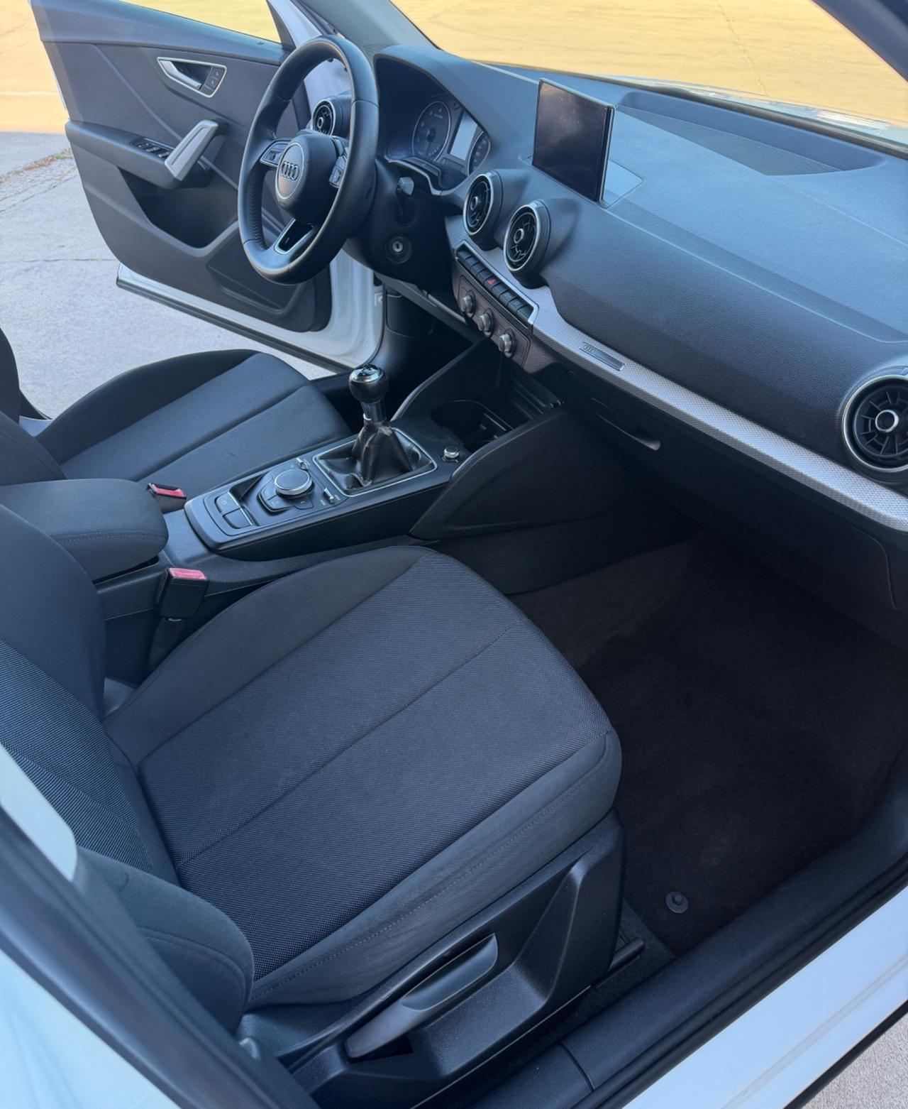 Audi Q2 1.6 TDI 116 CV S Design 2017