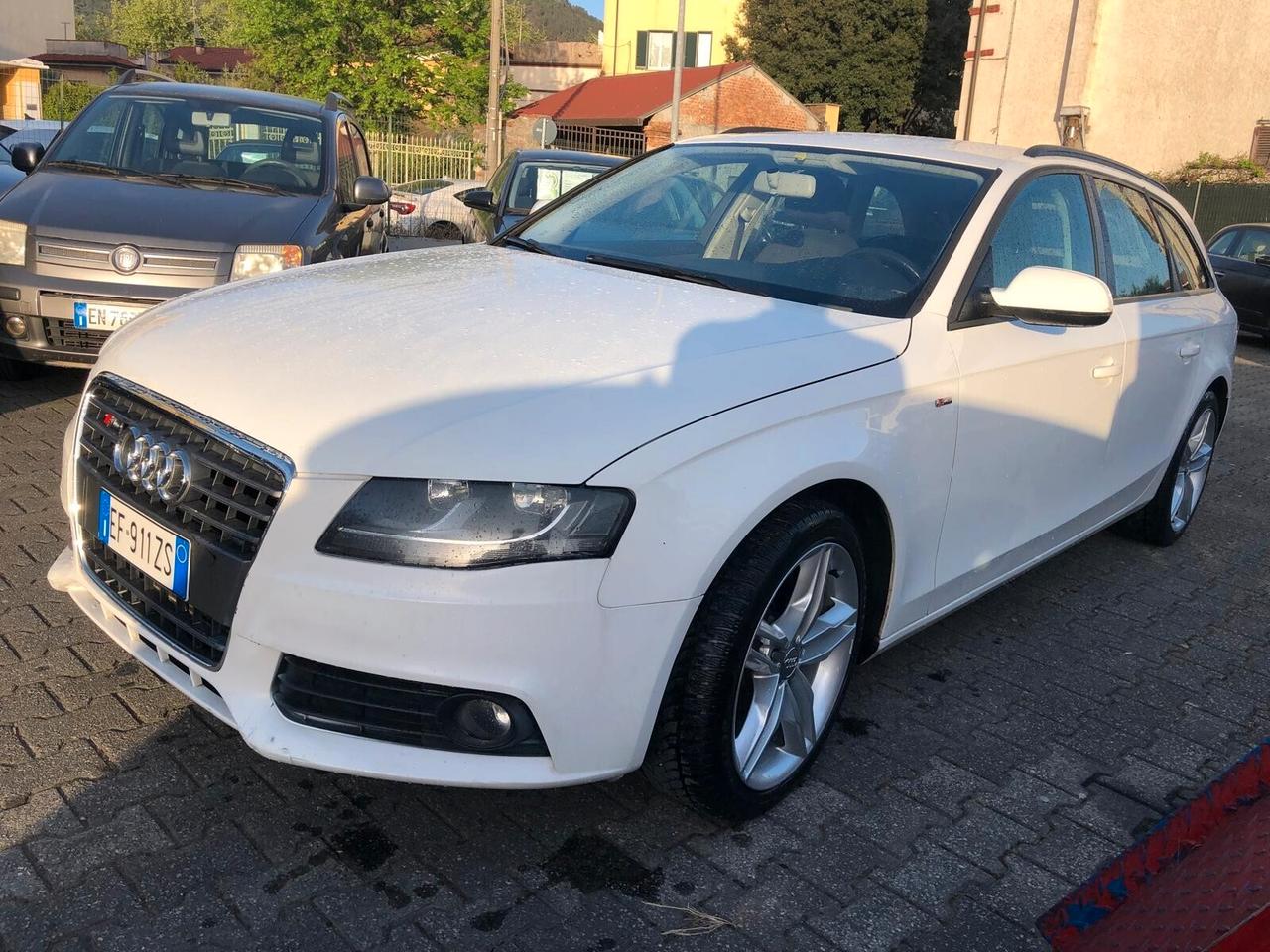 Audi A4 Avant 2.0 TDI 143CV F.AP. S-LINE AUTOMATICA GARANZIA EUROPEA CONFORMGEST 12 MESI RINNOVABILE