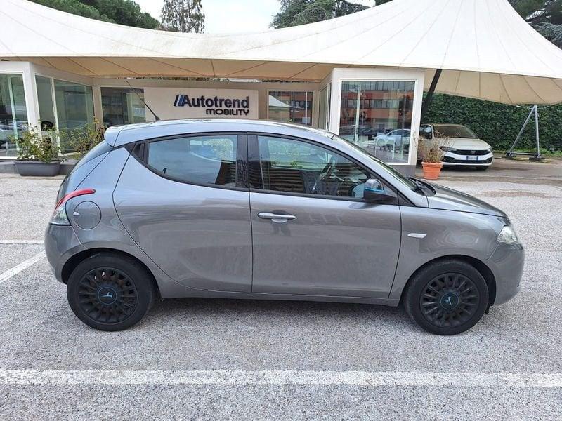 Lancia Ypsilon 1.2 GPL 69 CV 5 porte Ecochic Elefantino