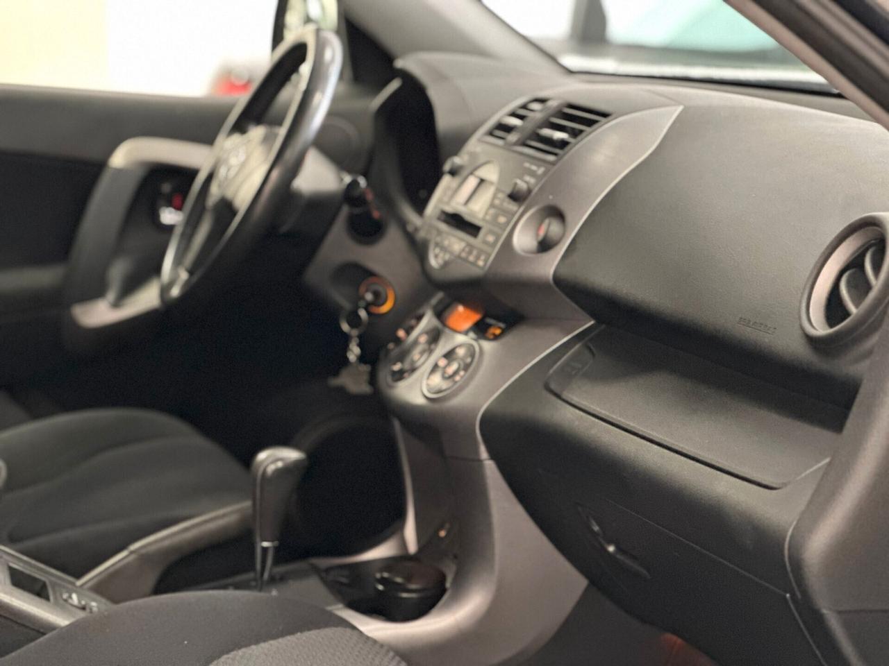 Toyota RAV 4 RAV4 Crossover 2.0 aut. Sol