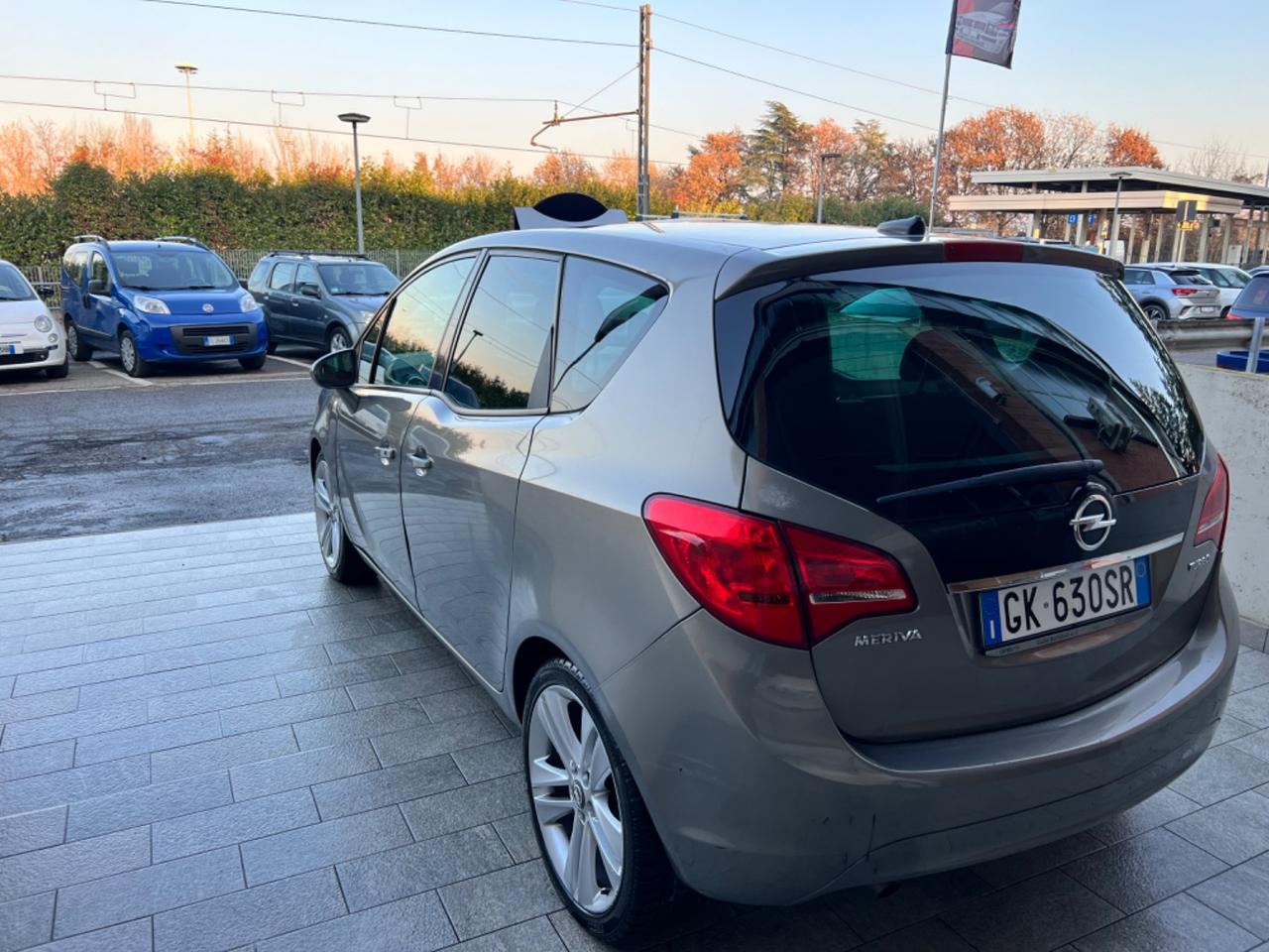Opel Meriva 1.4 16V GPL-TECH Club