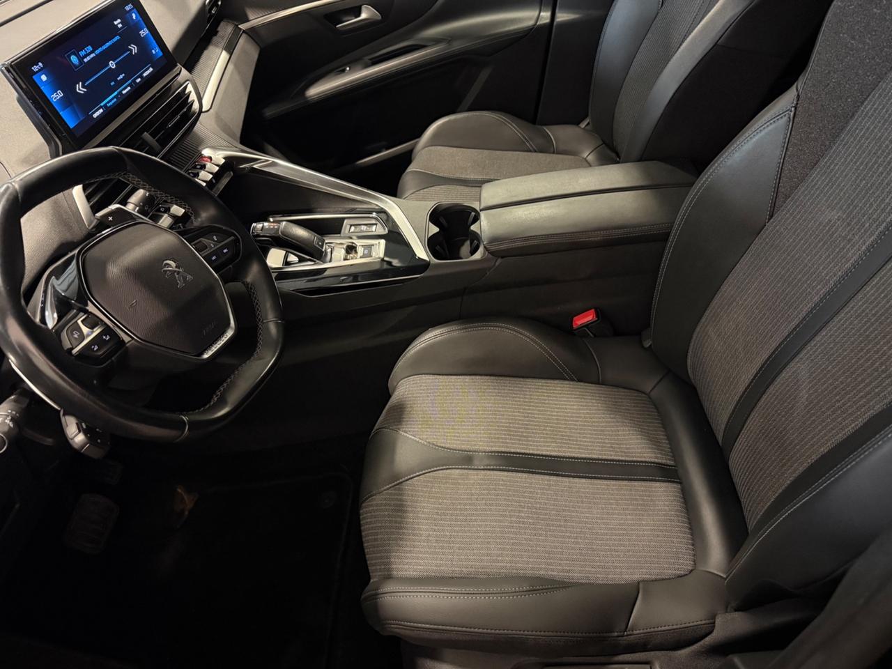 Peugeot 3008 BlueHDi 130 S&S EAT8 Allure