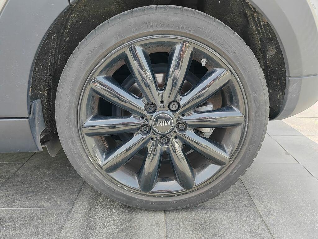 Mini Cooper D 1.5 D Cooper D Boost Auto