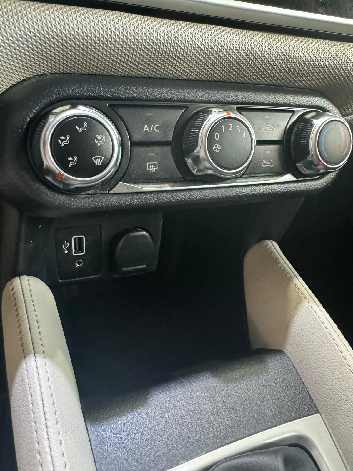 Nissan Micra IG-T 90 GPL 5 porte Plus