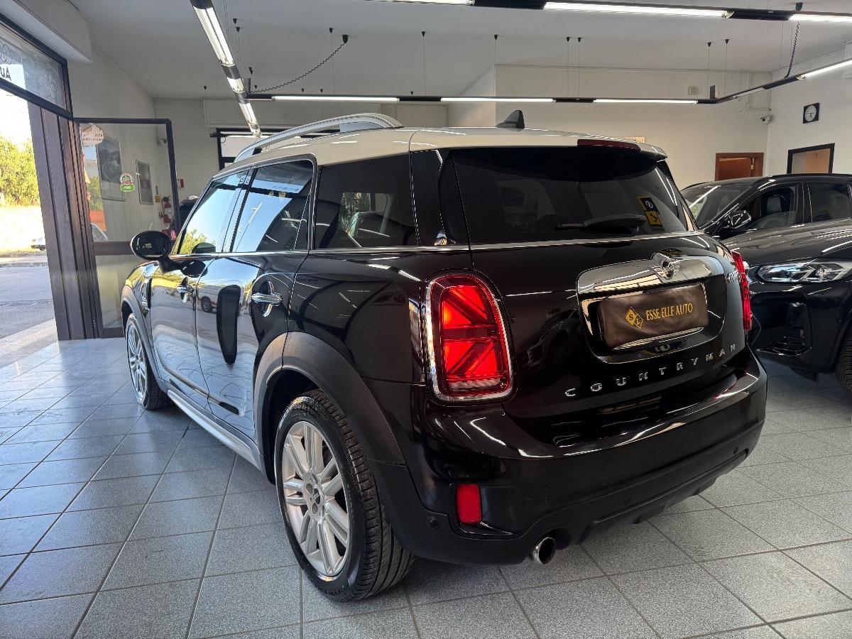 MINI COUNTRYMAN Cooper D Hype aut. TETTO/ NAVI/ LED