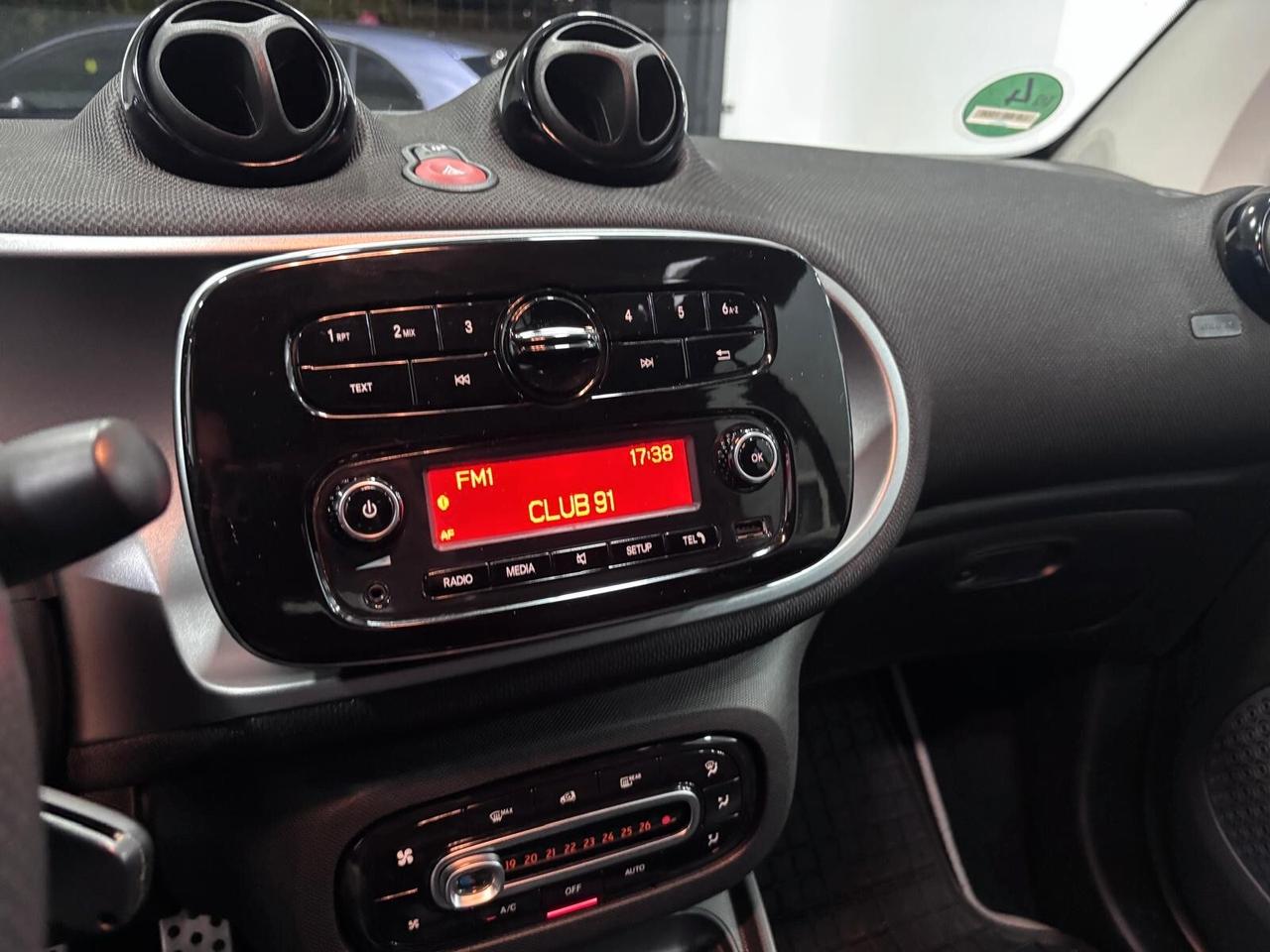 SMART FORTWO TWINAMIC PRIME CABIO LED-CLIMA