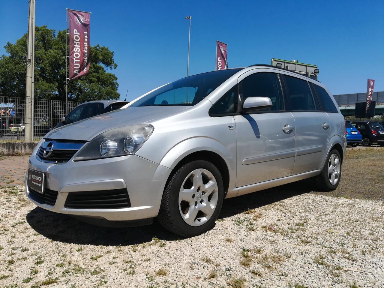 OPEL - Zafira - 1.9 CDTI 120CV Cosmo - UNIPRO - NEOPATENTATI