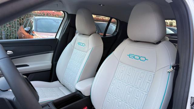 FIAT 600 HYBRID 1.2 110CV DCT MHEV LA PRIMA*24M.G.*CAM360°*