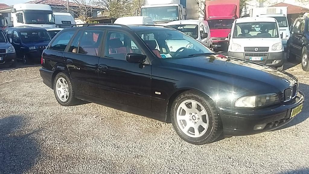 BMW Serie 5 530d Touring Attiva