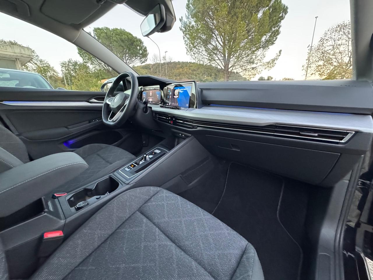 Volkswagen Golf 1.5 TGI 130Cv DSG Life