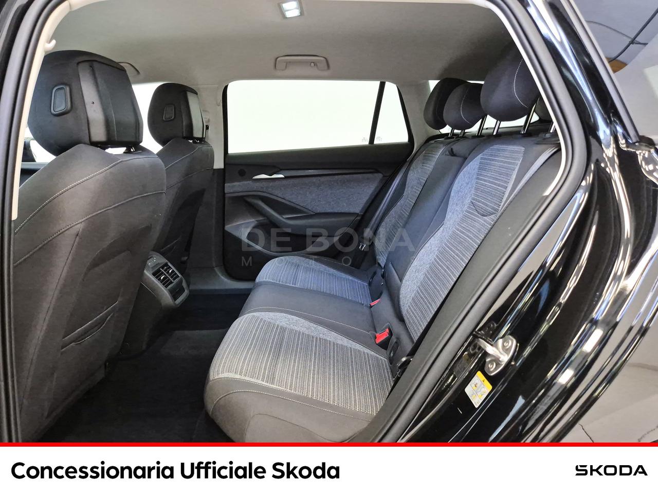 Skoda Superb wagon 2.0 tdi selection 150cv dsg