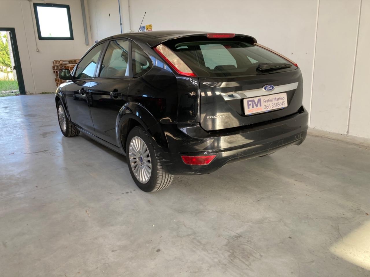 Ford Focus 2.0 (145CV) 5p. Bz.- Met. Tit.