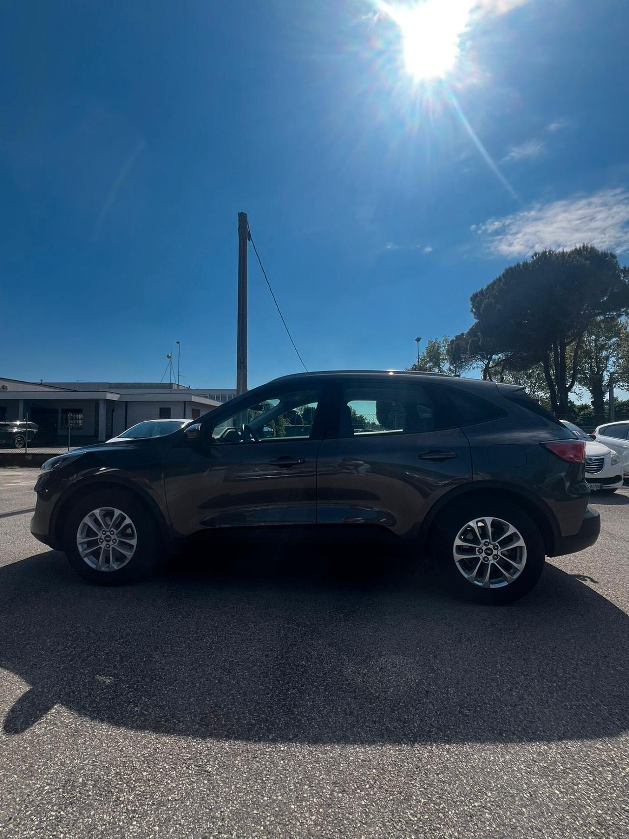 Ford Kuga 1.6 business