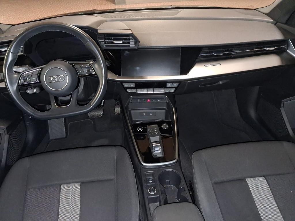 AUDI A3 4ª serie - A3 SPB 35 TDI S tronic S line edition
