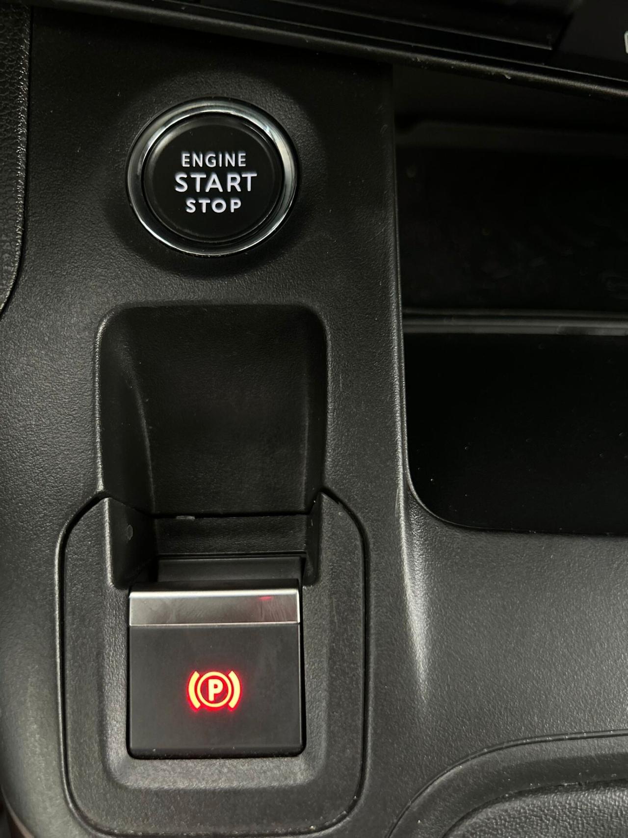 Peugeot Rifter BlueHDi 1.5 Diesel 130 cv S&S GT Standard tetto panoramico