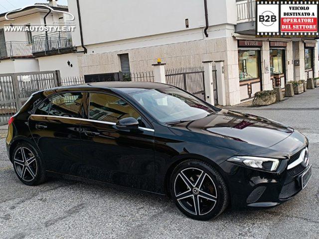 MERCEDES-BENZ A 180 d Automatic Business