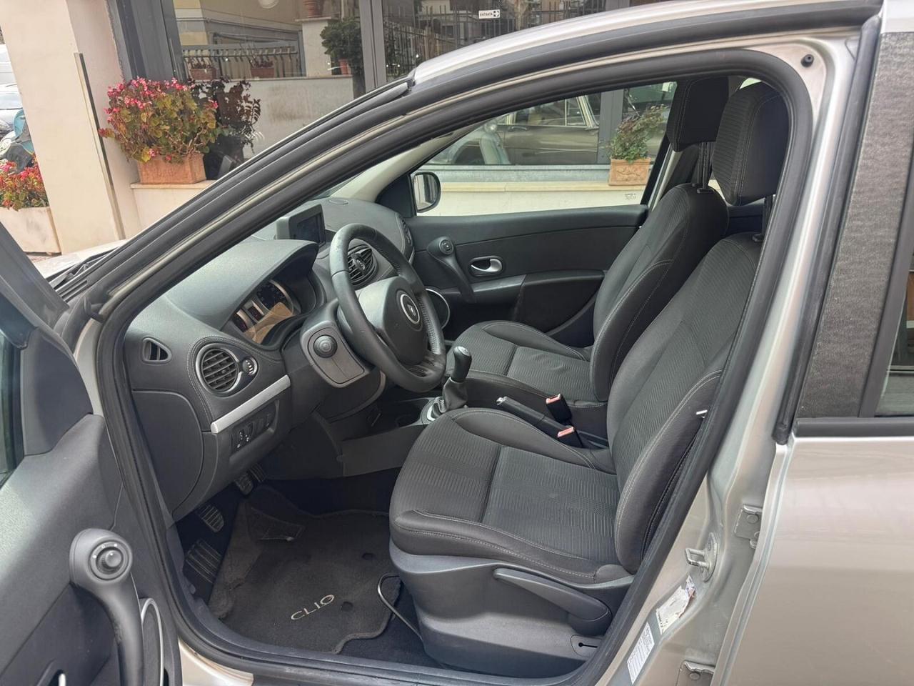 RENAULT Clio 1.2 16V TCE 100CV 5 porte Luxe