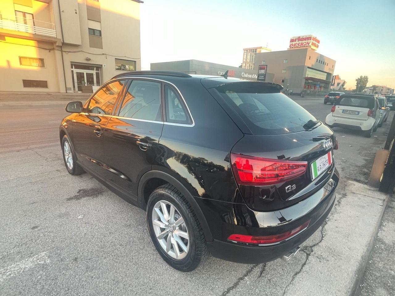 Audi Q3 2.0 TDI 150 CV Business