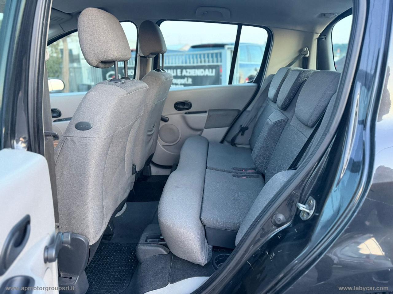 RENAULT Modus 1.2 16V Dynamique