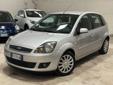 Ford FIESTA 1.2 16V 5p. CLEVER NEOPAT KMCERT GARANZ