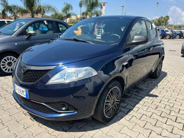 Lancia Ypsilon III 1.0 firefly hybrid Gold s&s 70cv