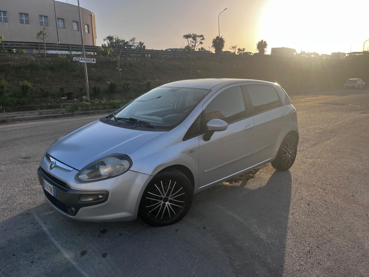 Fiat Punto Evo 1.3 mtj 75cv 2011 Gancio Traino