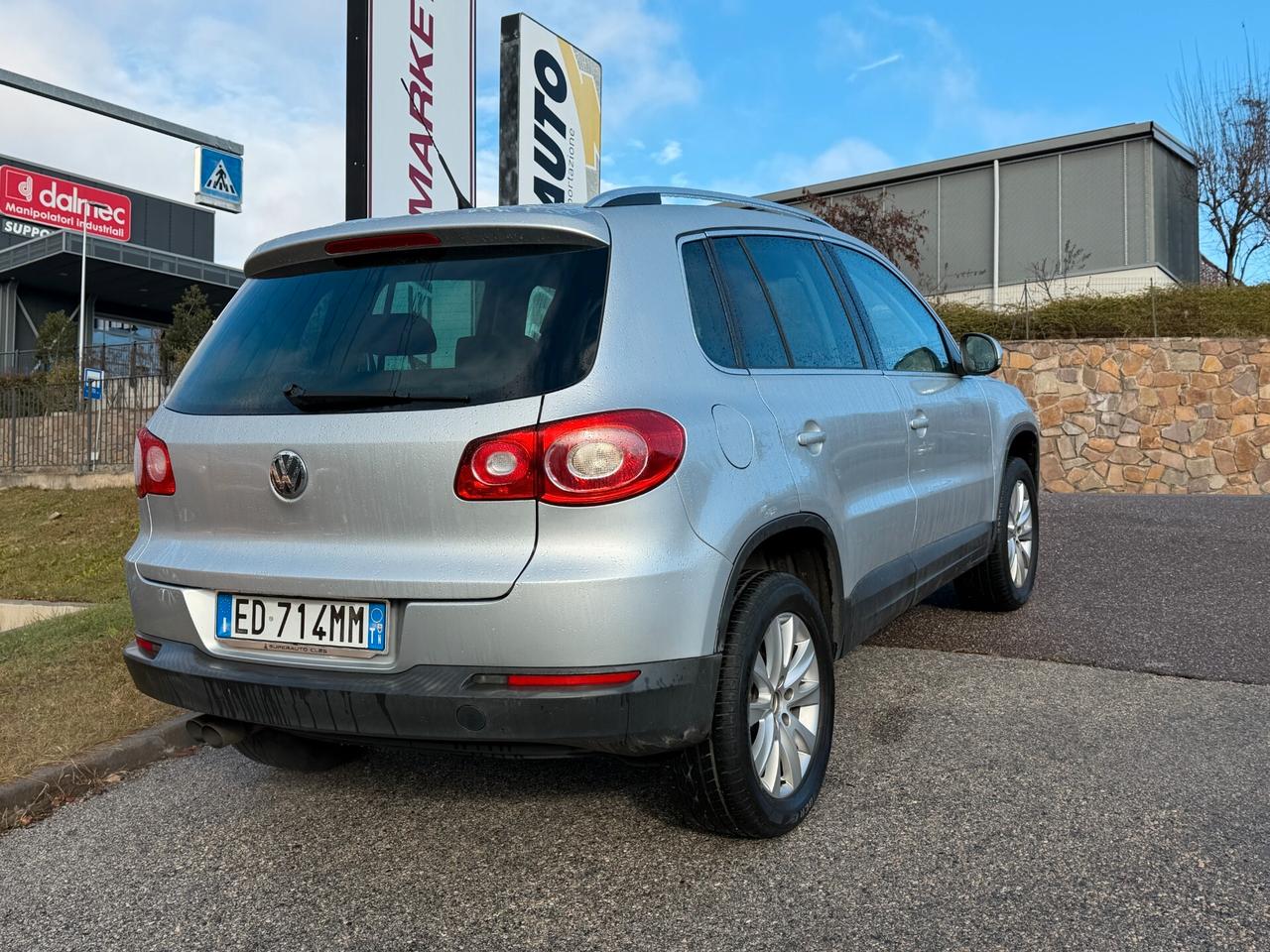 Volkswagen Tiguan 2.0 TDI DPF 4MOTION tiptronic Track & Field