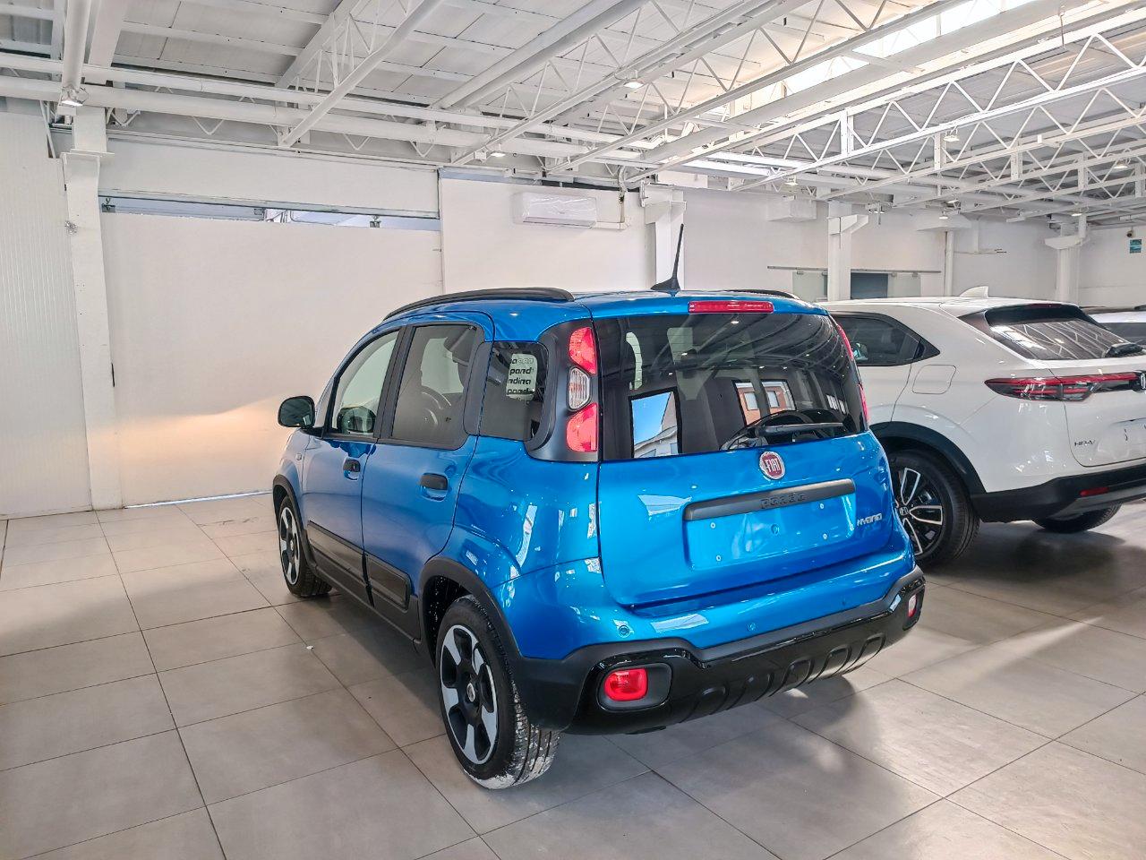 Fiat Pandina Pandina III 2024 Cross 1.0 firefly hybrid s