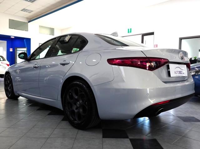 Alfa Romeo Giulia 2.2 MJT 160 CV AT8 BUSINESS