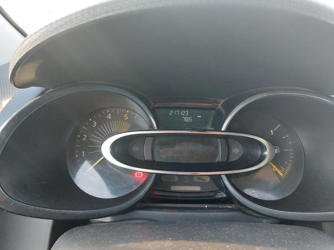 Renault Clio dCi 8V 75 CV Start&Stop 5 porte Energy Duel