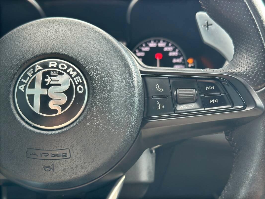 Alfa Romeo Stelvio 2.2 t Sprint Q4 190cv AUTO con Telecamera