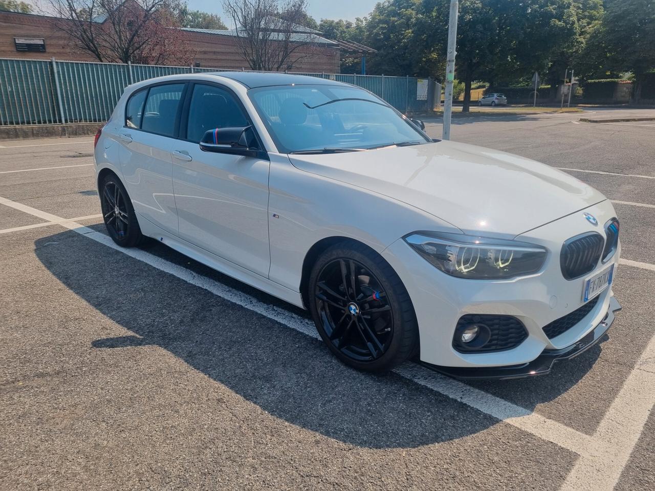 Bmw 118 118d 5p. aut. Msport unico propietario