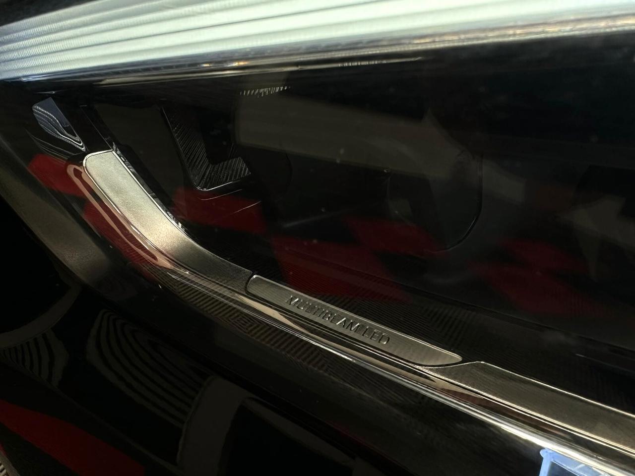 GLA 200d Automatic 4Matic Premium Edition 1