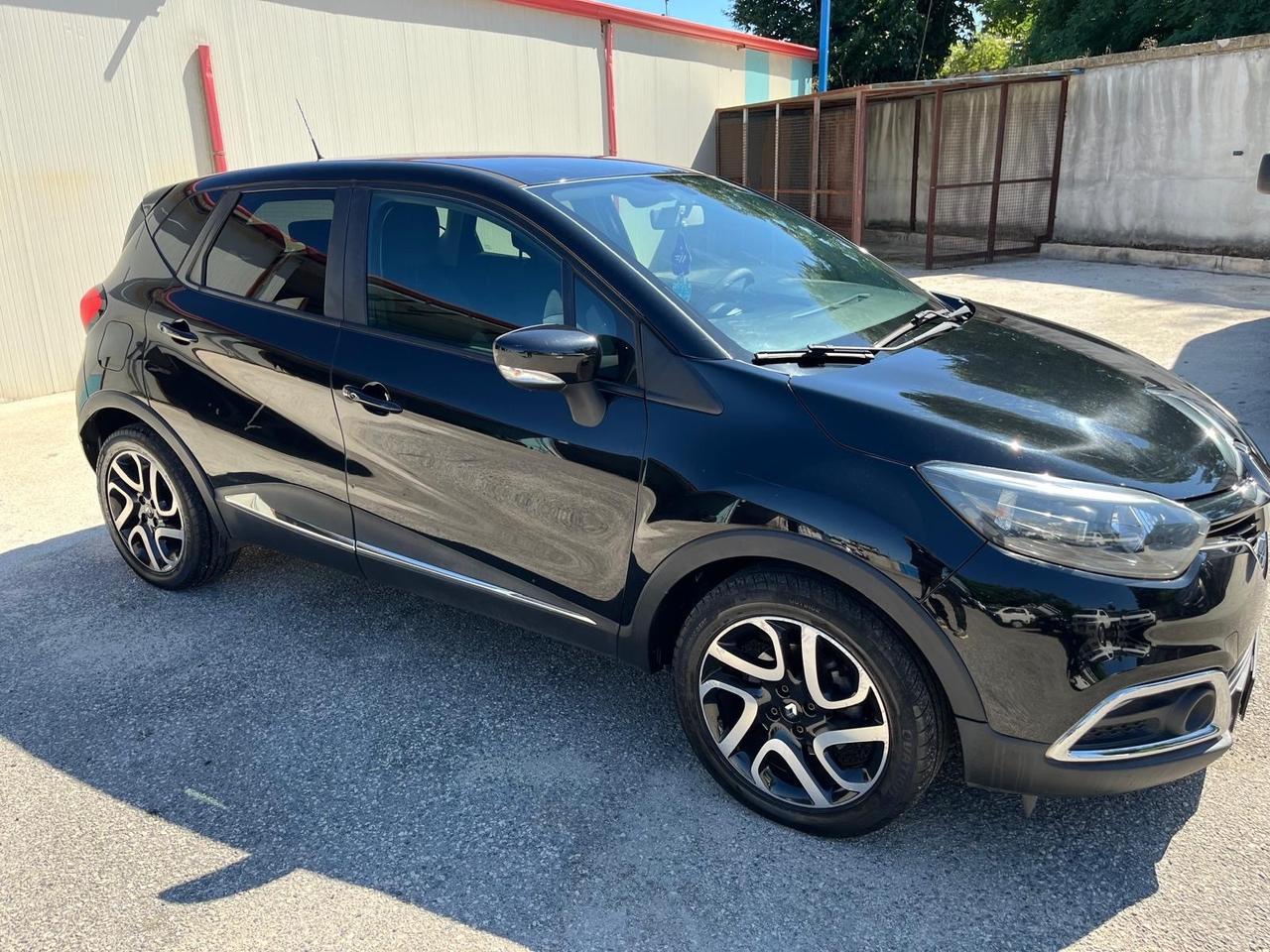 Renault captur 1.5 dci- full-12/2013