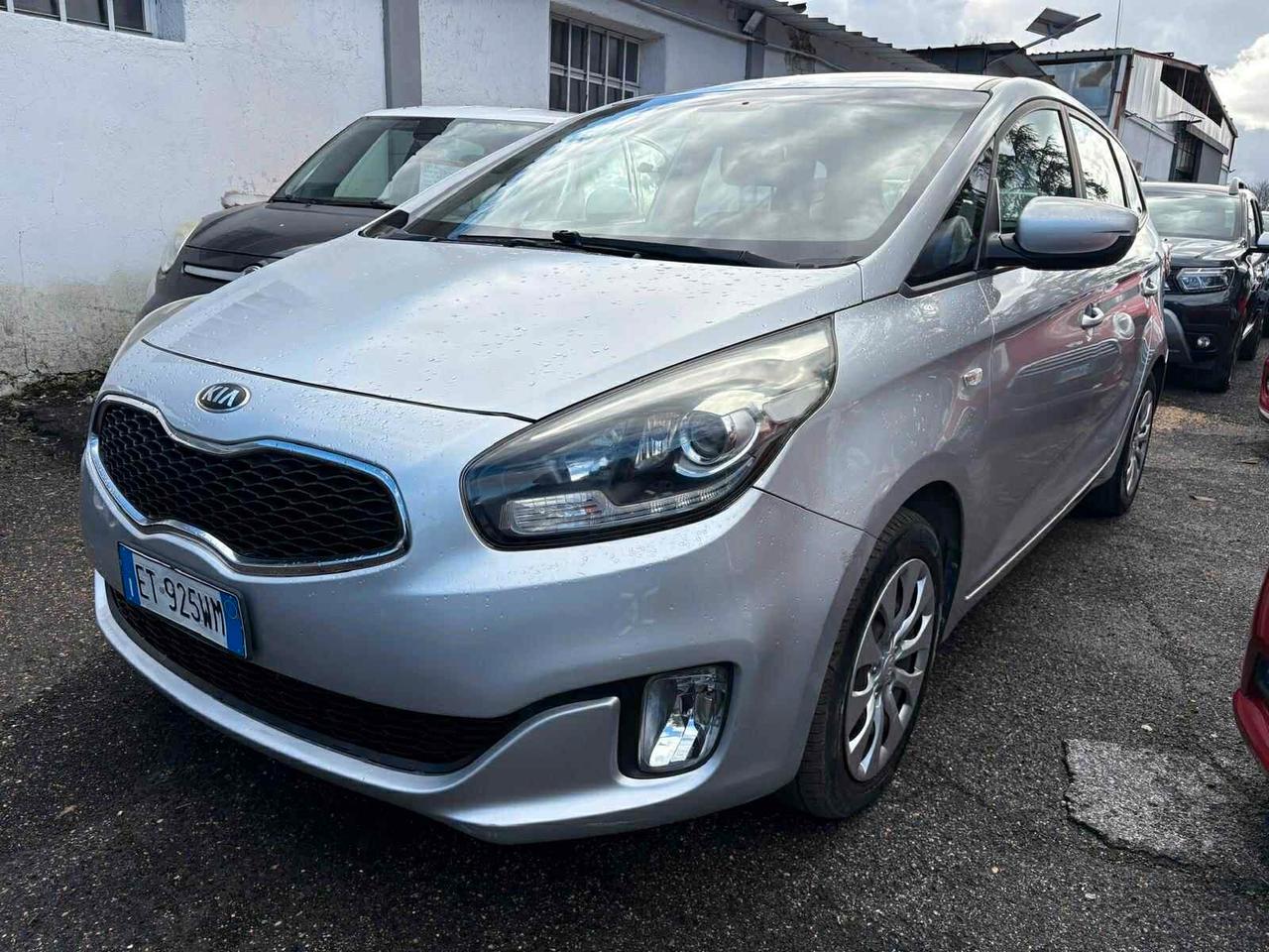 Kia Carens 1.7 CRDi 115 CV Cool