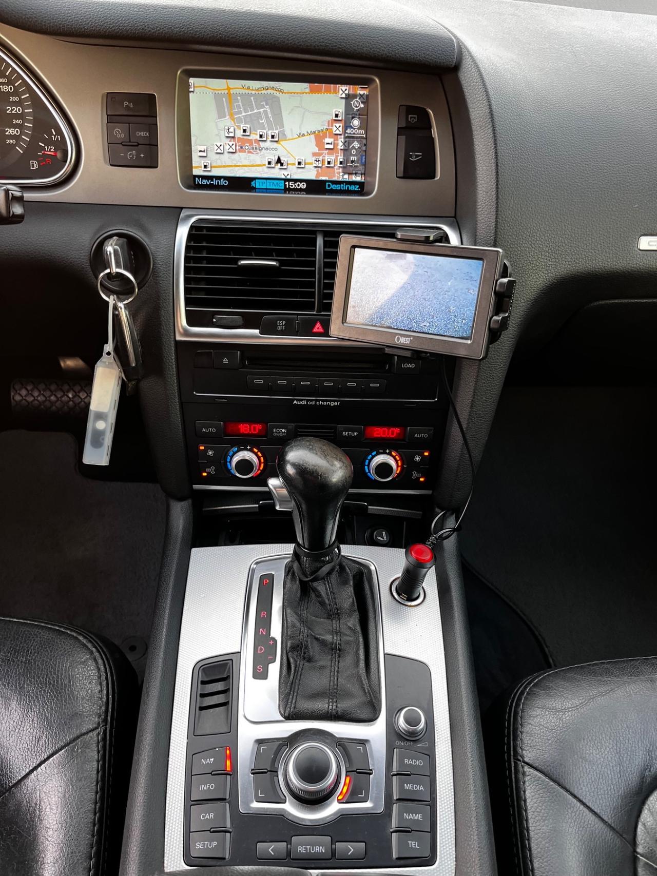 Audi Q7 3.0 V6 TDI GANCIO TRAINO quattro tiptronic