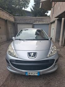 Peugeot 207 1.4 8V 75CV 5p. Energie